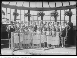 Canada, Toronto, Broadview YMCA 1915, August 26, swimming championships