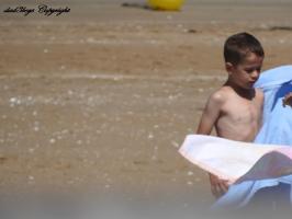 2016-146 Drying beach boy in blac speedo