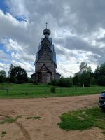 Ширков Погост, закат и Преображенская церковь в селе Рогожа
